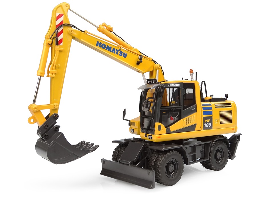 Komatsu PW148-11 with standard bucket and hydraulic breaker - 1:50